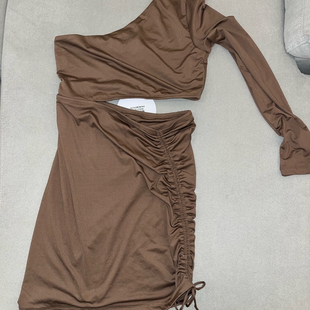 Princess Polly Brown Dress size 6